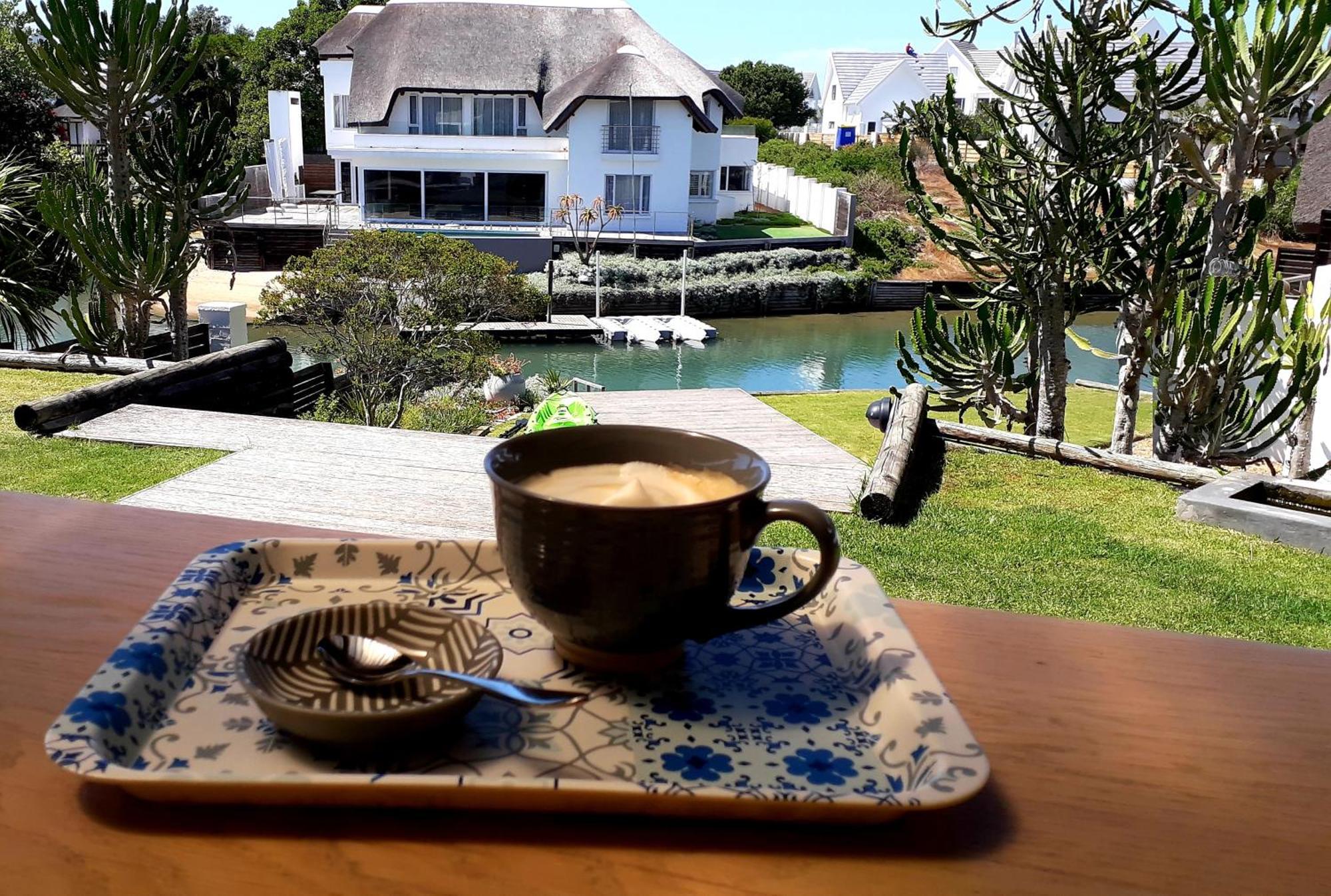 Canal Guest House - Waterfront Boutique Bed & Breakfast - Solar Power St Francis Bay Exterior photo